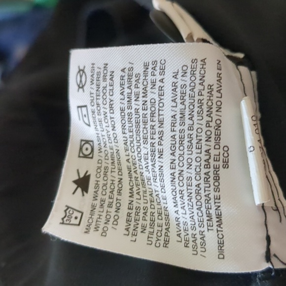 6 Nike Golf Solid Black Skort Activewear Athletic Athleisure Sport - Picture 16 of 17